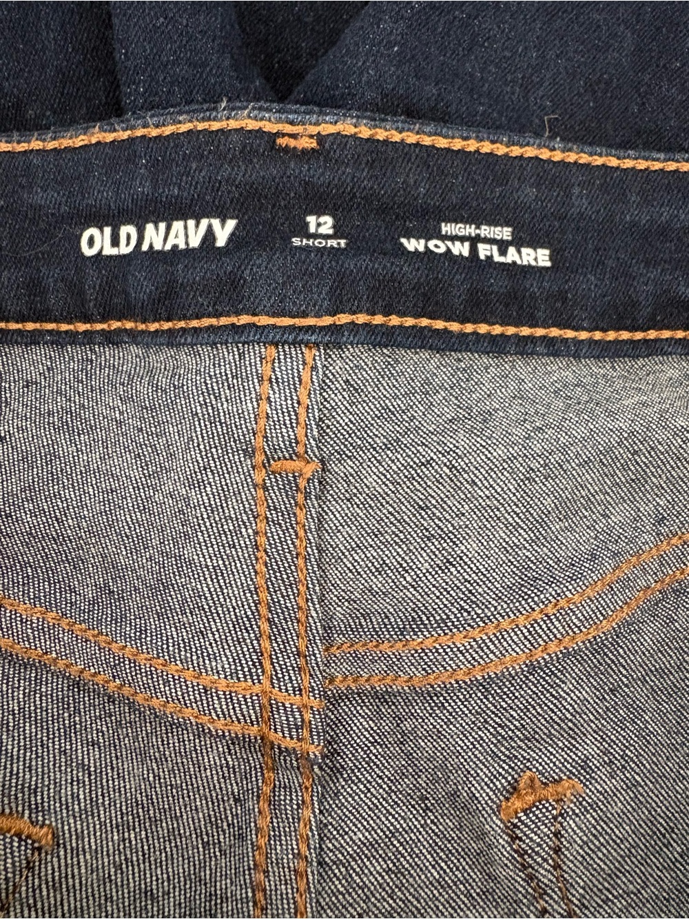 Old Navy High-Waisted Wow Flare Jeans Dark Wash 12 Short - Picture 4 of 7